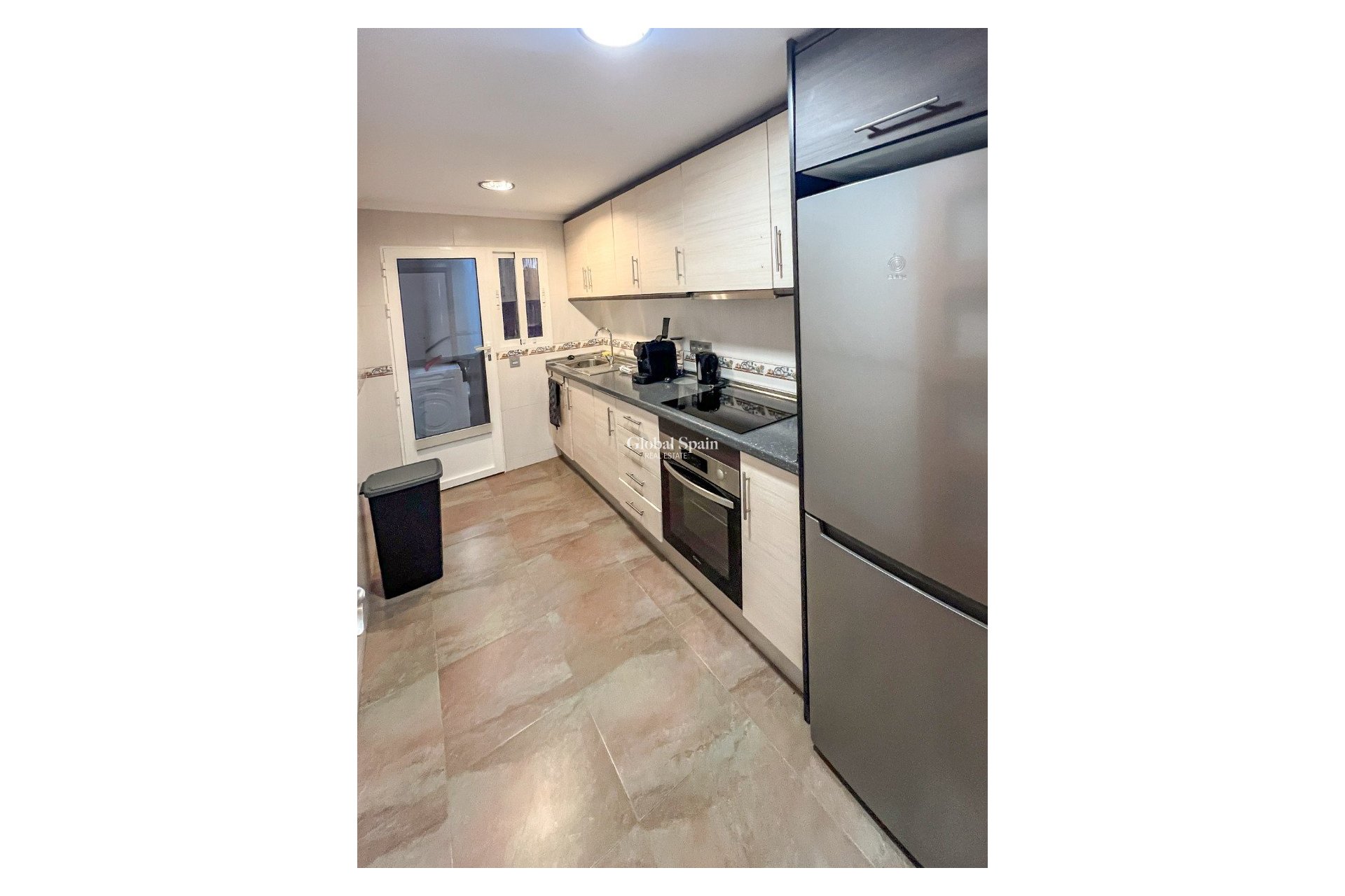 Revente - APPARTEMENT -
PLAYA DEL CURA  - Torrevieja