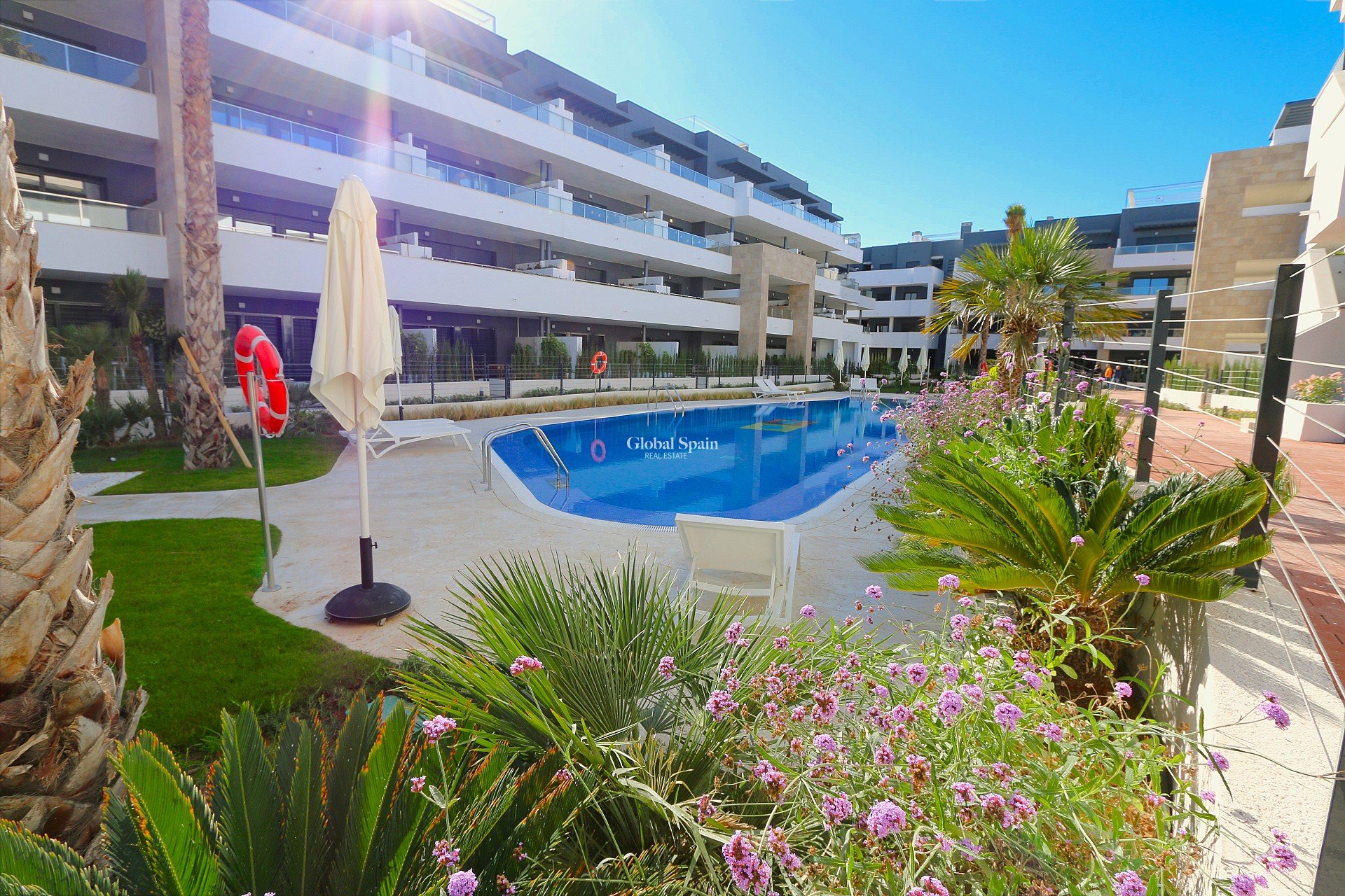 Revente - APPARTEMENT -
PLAYA FLAMENCA - Costa Blanca