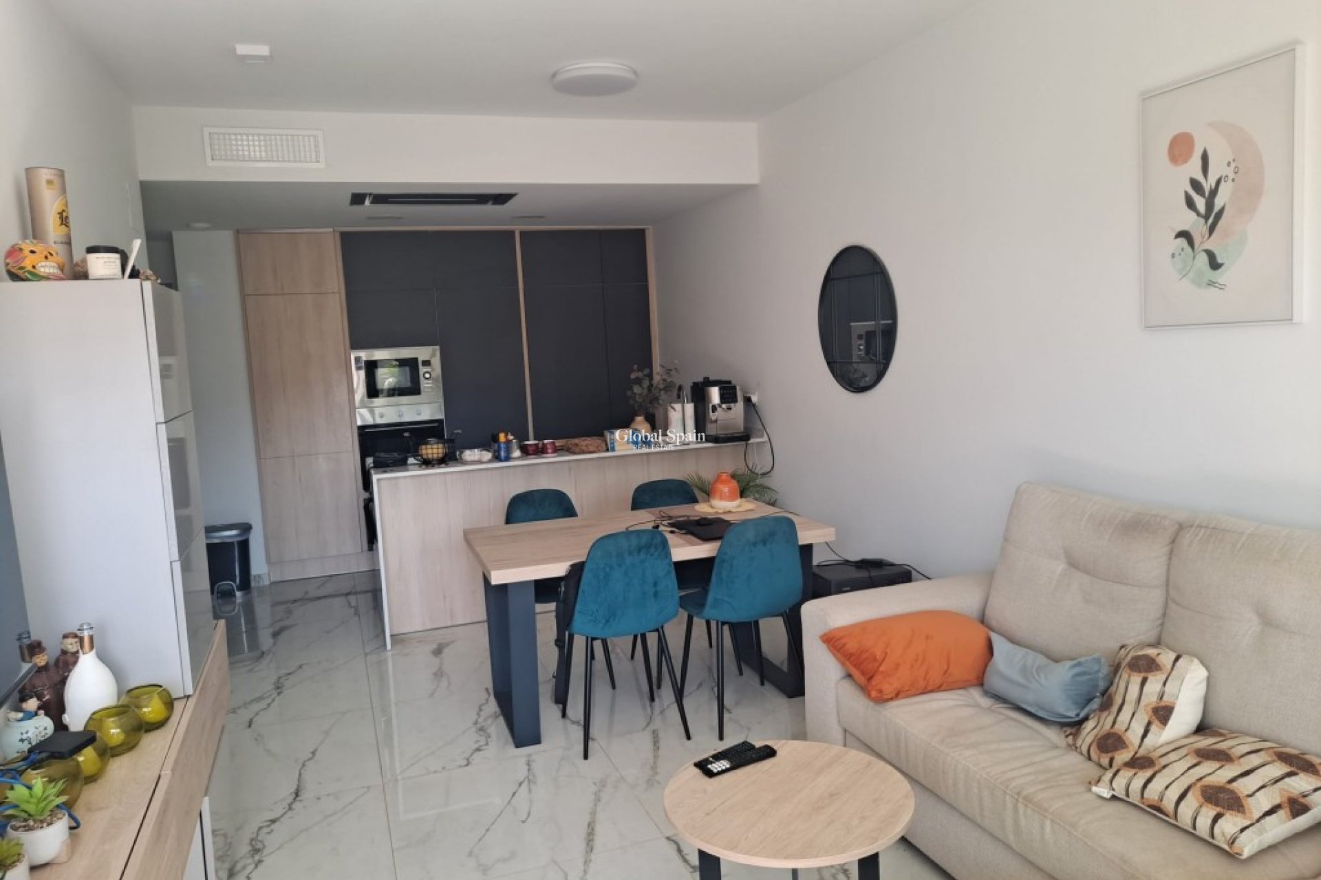 Revente - APPARTEMENT -
PLAYA FLAMENCA - Costa Blanca