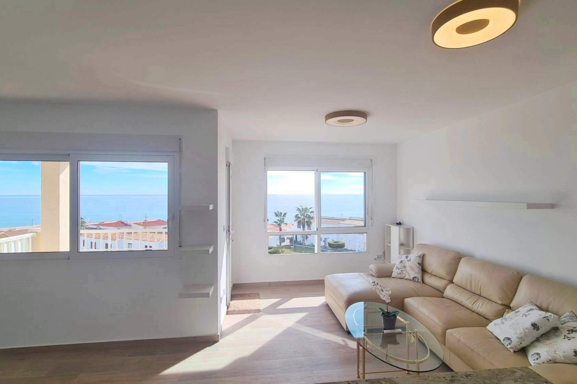 Revente - APPARTEMENT -
PLAYA FLAMENCA - Costa Blanca