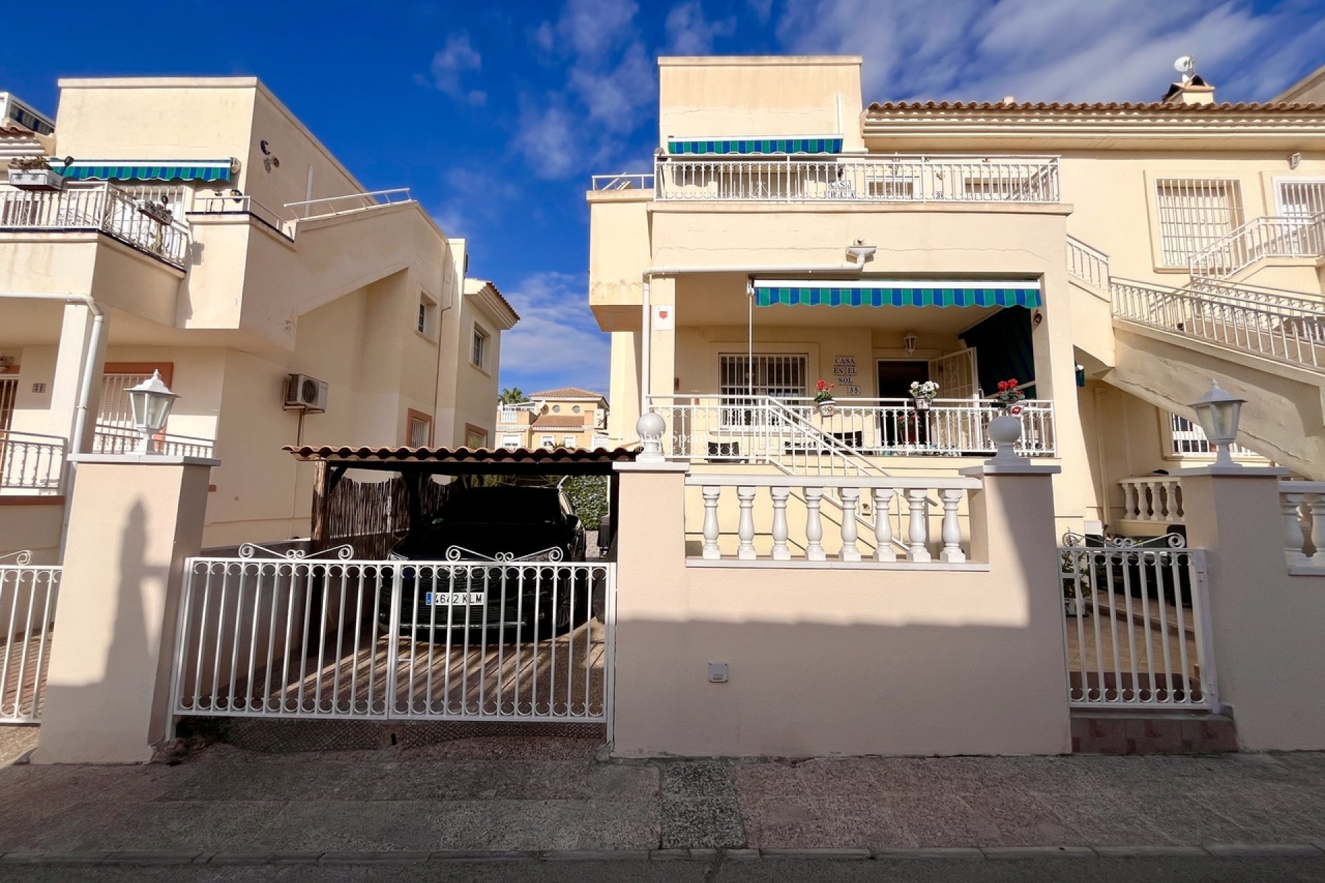 Revente - APPARTEMENT -
PLAYA FLAMENCA - Costa Blanca
