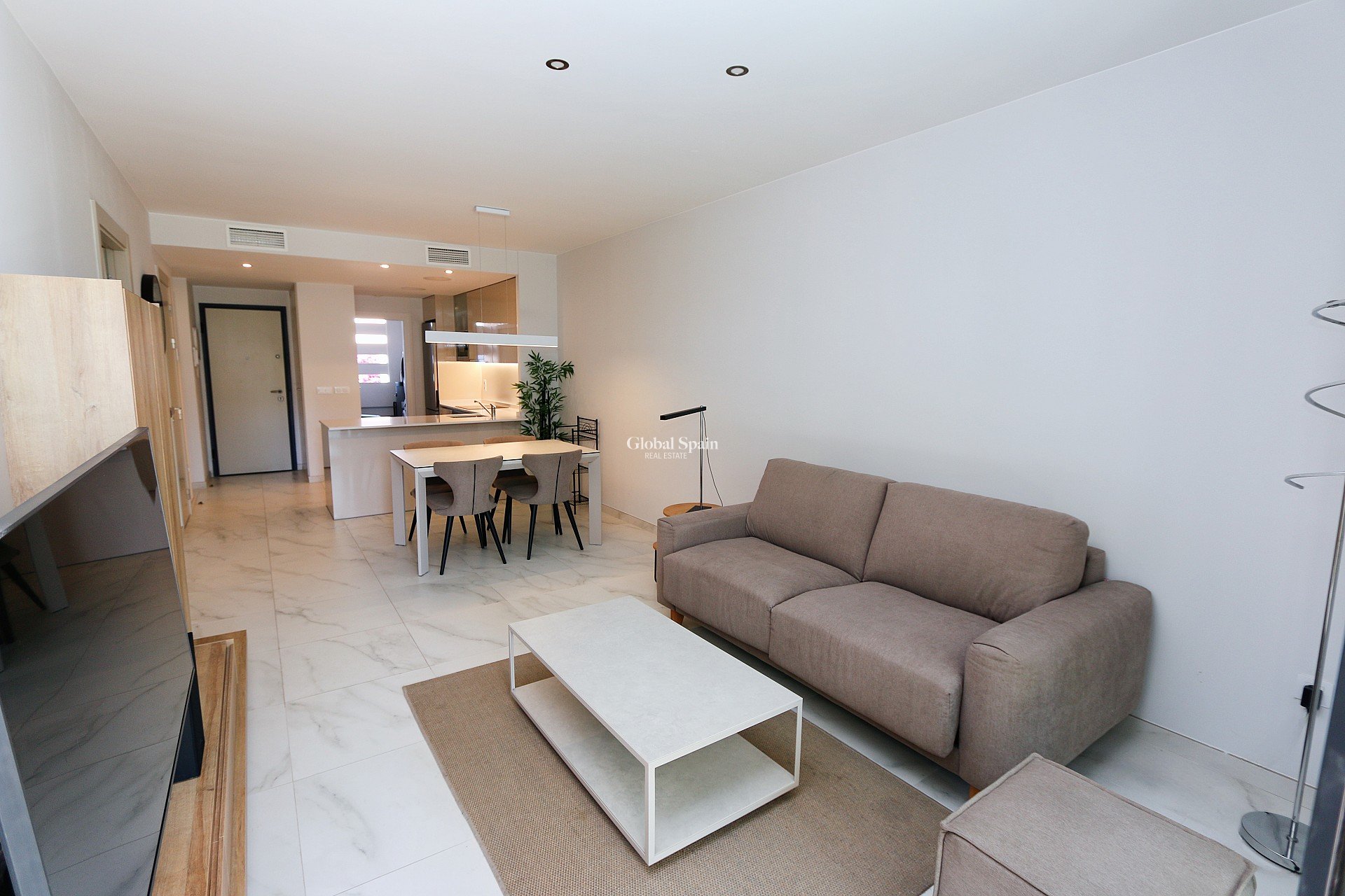 Revente - APPARTEMENT -
PLAYA FLAMENCA - Costa Blanca