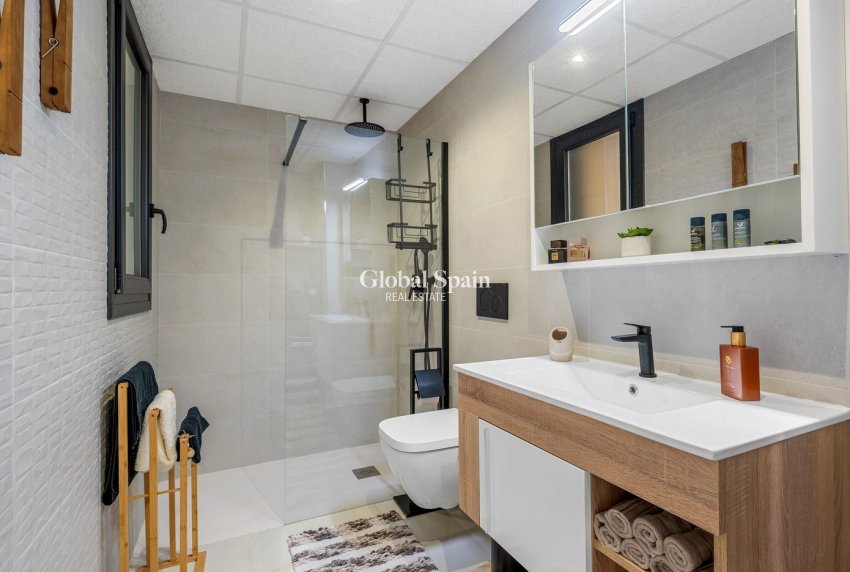 Revente - Appartement -
PLAYA FLAMENCA