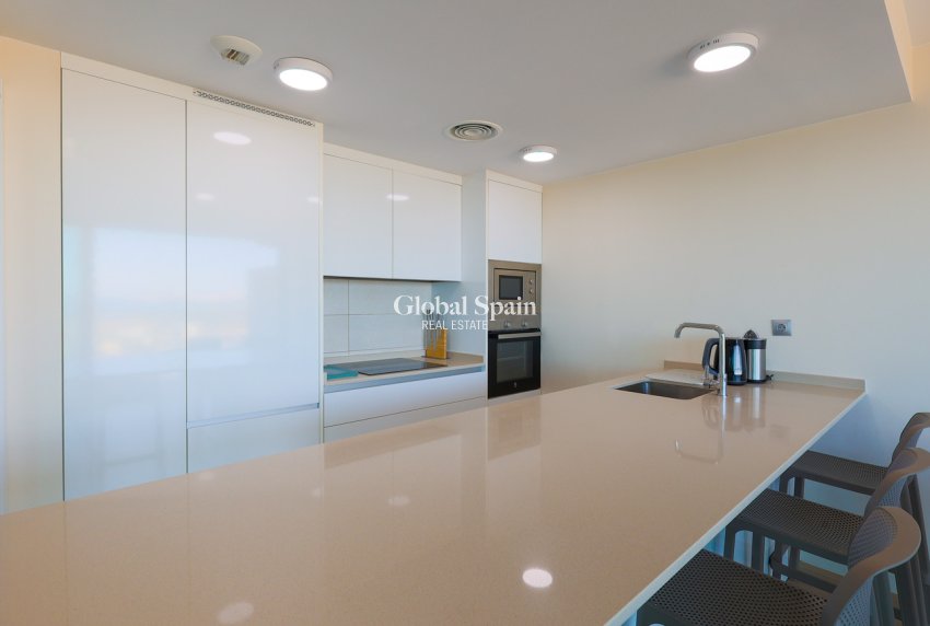 Revente - APPARTEMENT -
PLAYA HONDA - Costa Calida