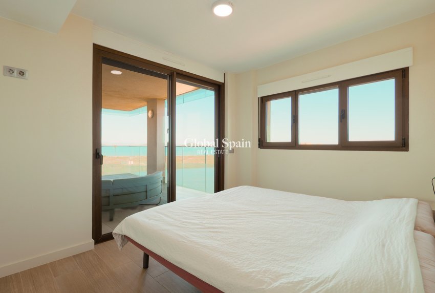 Revente - APPARTEMENT -
PLAYA HONDA - Costa Calida