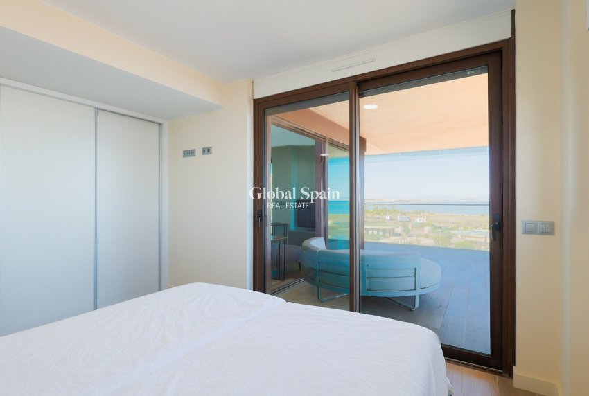 Revente - APPARTEMENT -
PLAYA HONDA - Costa Calida