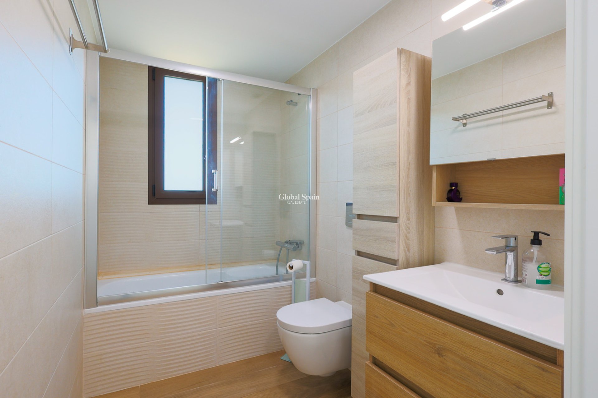 Revente - APPARTEMENT -
PLAYA HONDA - Costa Calida