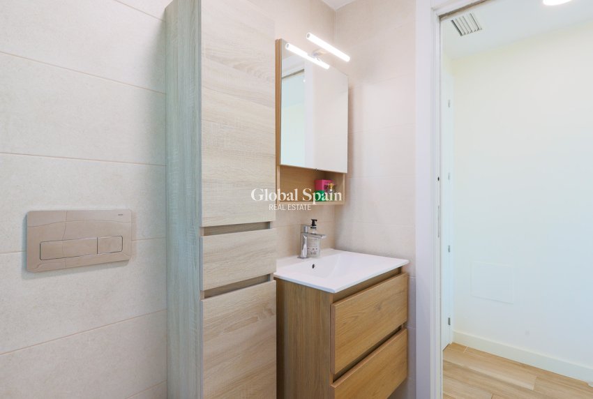 Revente - APPARTEMENT -
PLAYA HONDA - Costa Calida