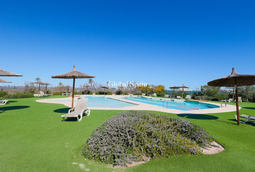 Revente - APPARTEMENT -
PLAYA HONDA - Costa Calida