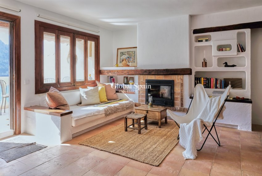 Revente - APPARTEMENT -
PORT D'ANDRATX - optional location detail