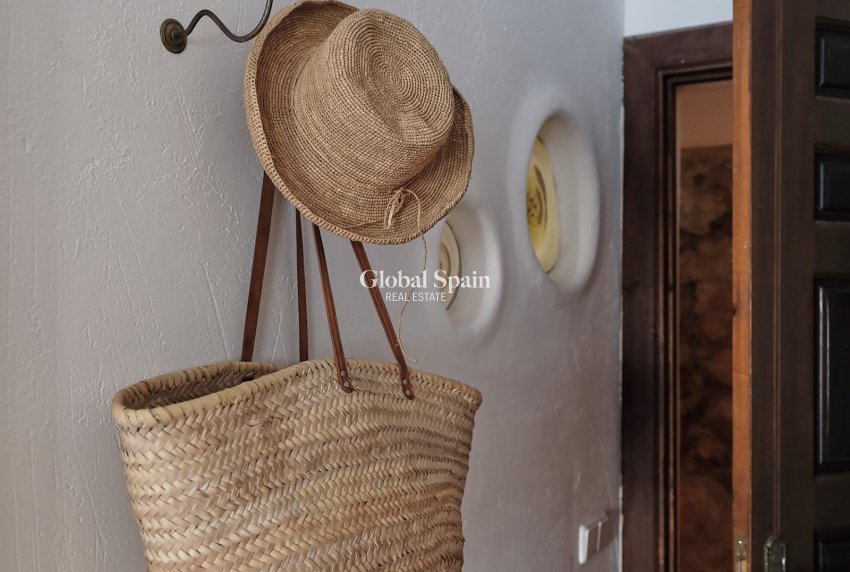 Revente - APPARTEMENT -
PORT D'ANDRATX - optional location detail