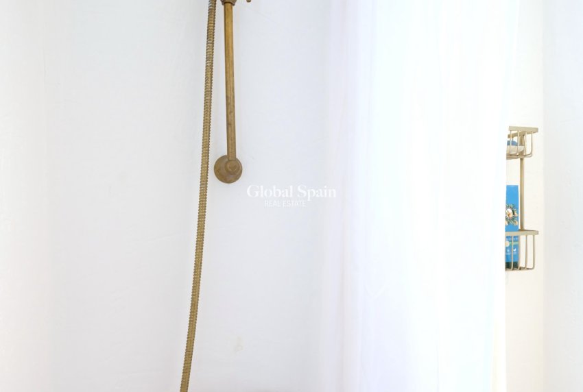 Revente - APPARTEMENT -
PORT D'ANDRATX - optional location detail