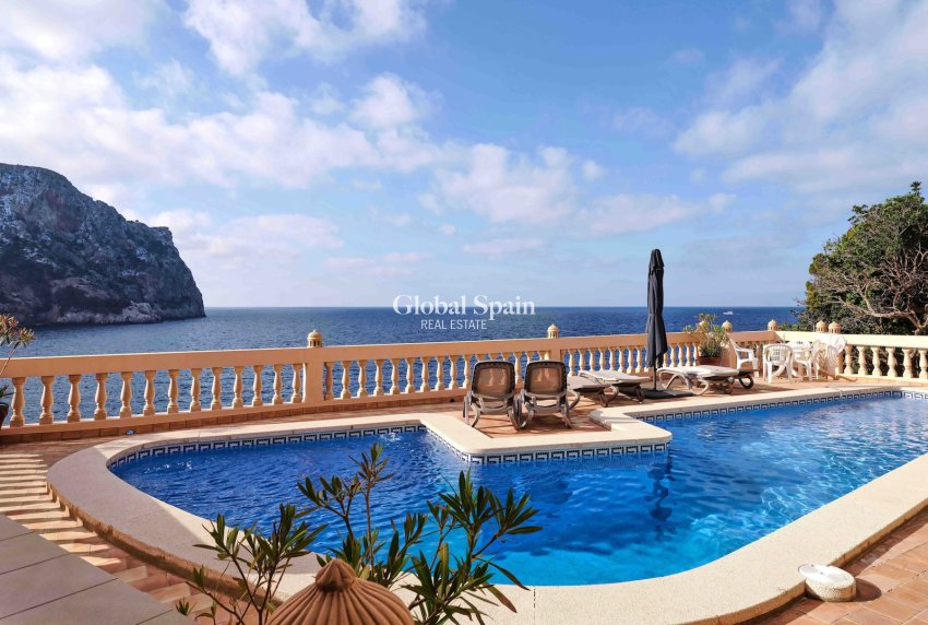 Revente - APPARTEMENT -
PORT D'ANDRATX - optional location detail