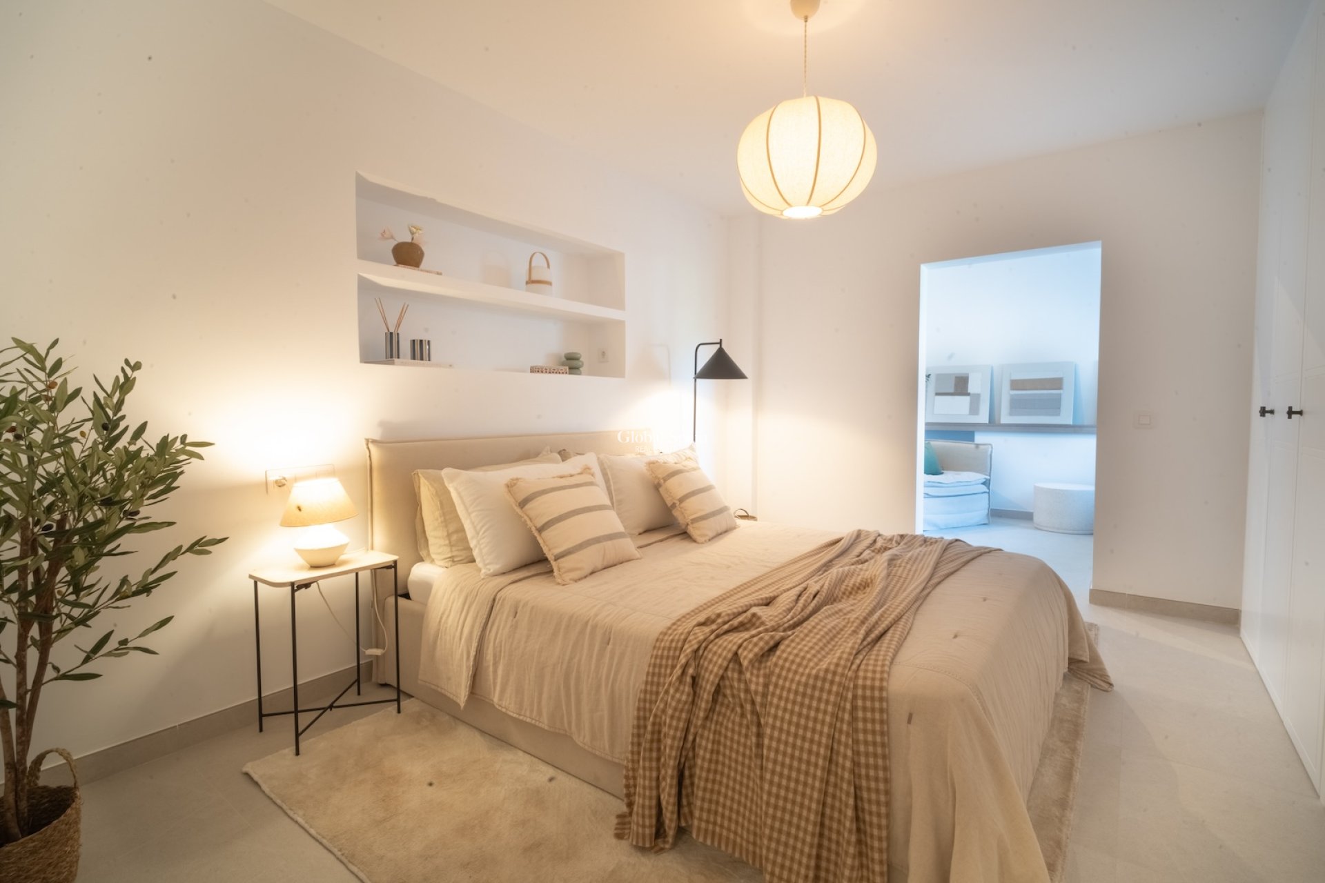 Revente - APPARTEMENT -
PORT D'ANDRATX - optional location detail