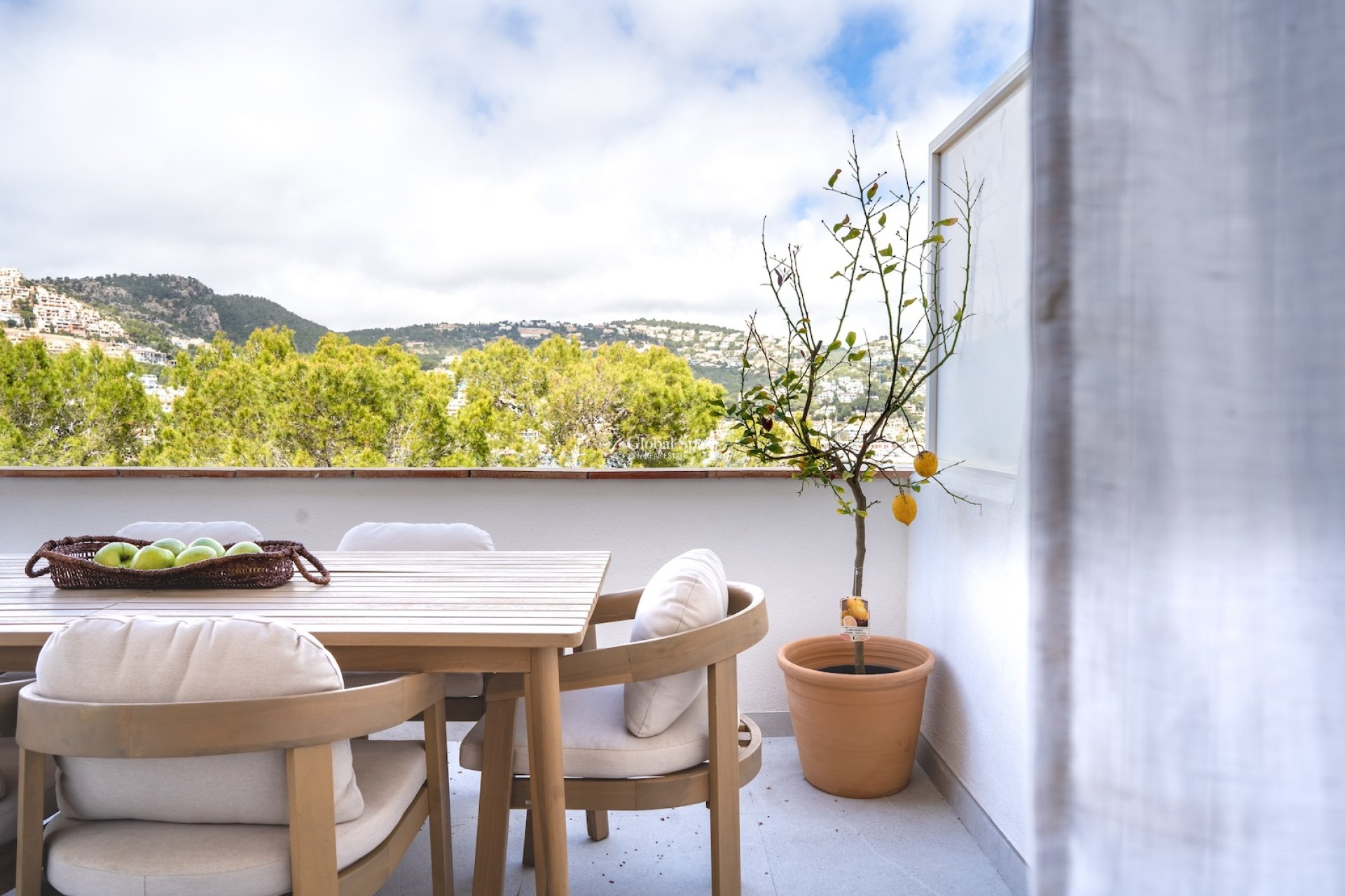 Revente - APPARTEMENT -
PORT D'ANDRATX - optional location detail