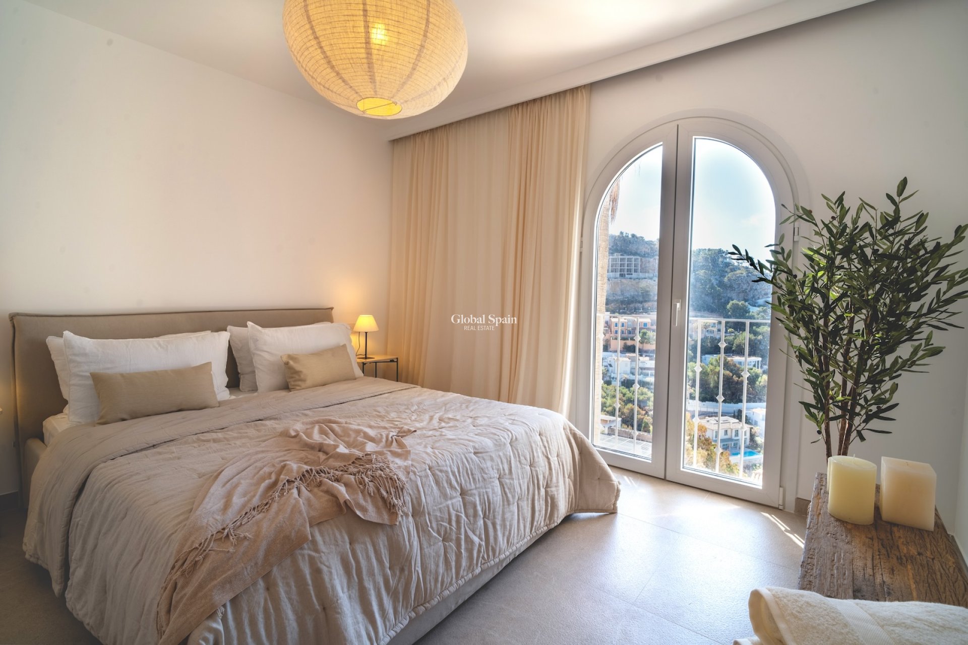 Revente - APPARTEMENT -
PORT D'ANDRATX - optional location detail