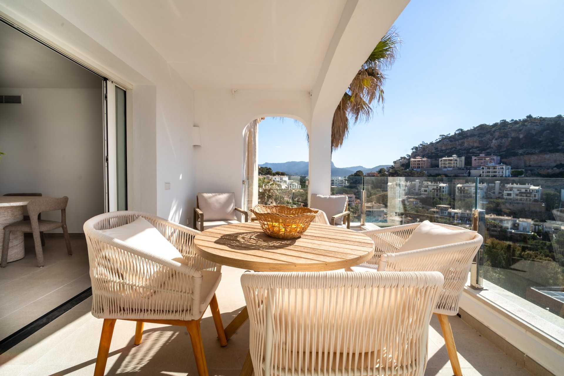 Revente - APPARTEMENT -
PORT D'ANDRATX - optional location detail