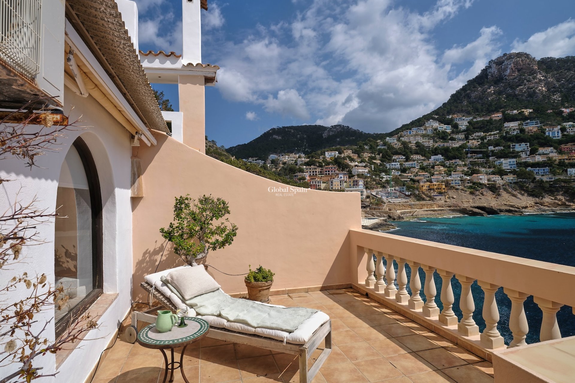 Revente - APPARTEMENT -
PORT D'ANDRATX - optional location detail