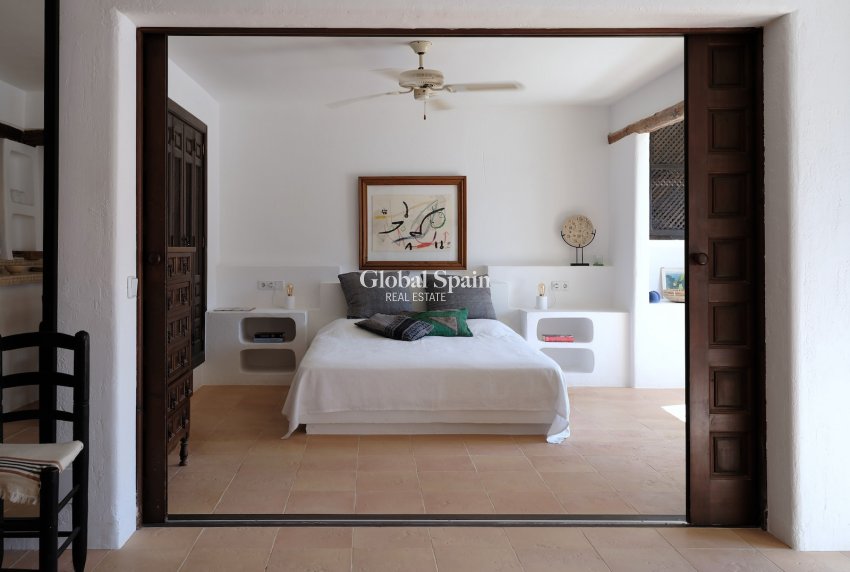 Revente - APPARTEMENT -
PORT D'ANDRATX - optional location detail