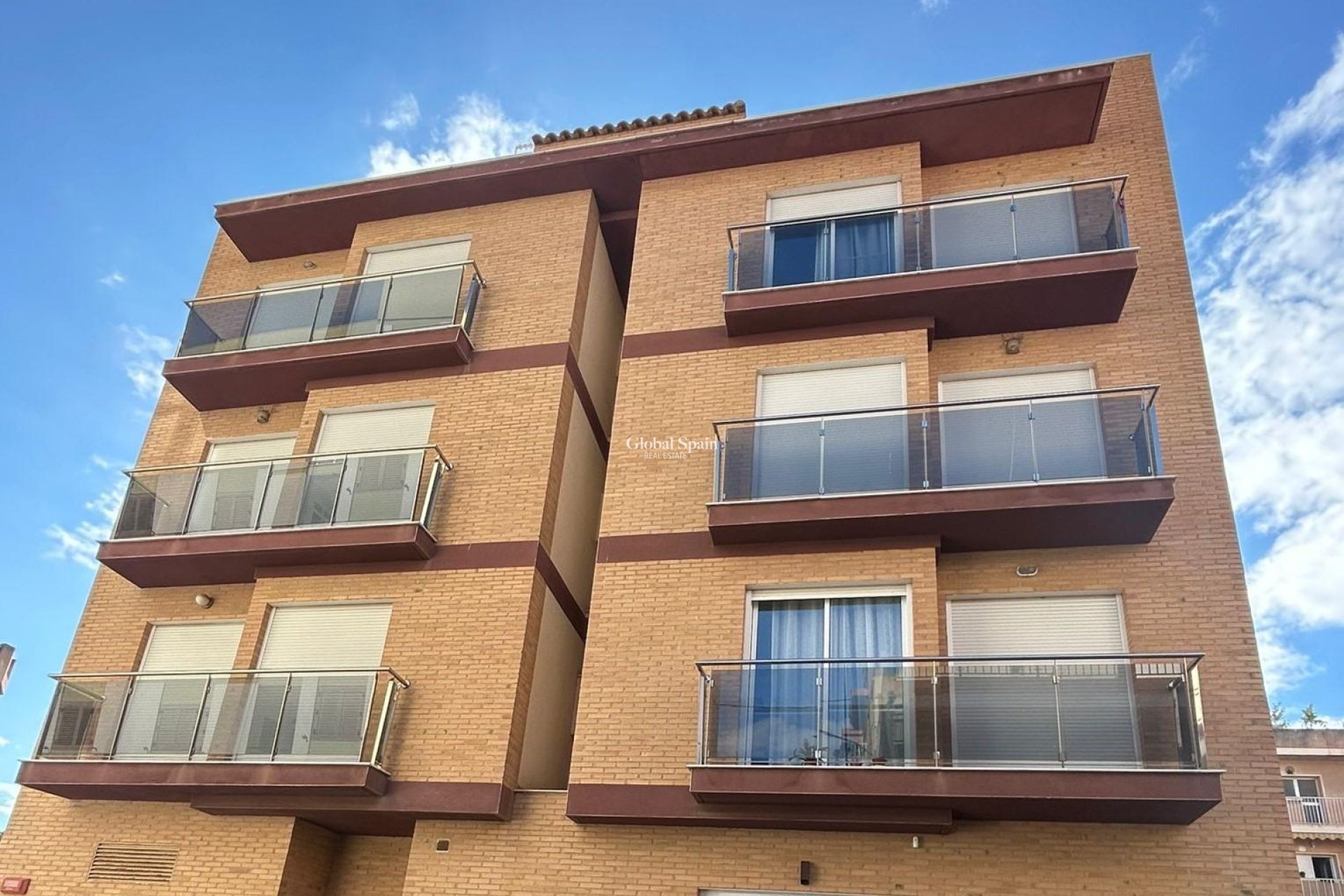 Revente - APPARTEMENT -
PUERTO DE MAZARRÓN - Centro