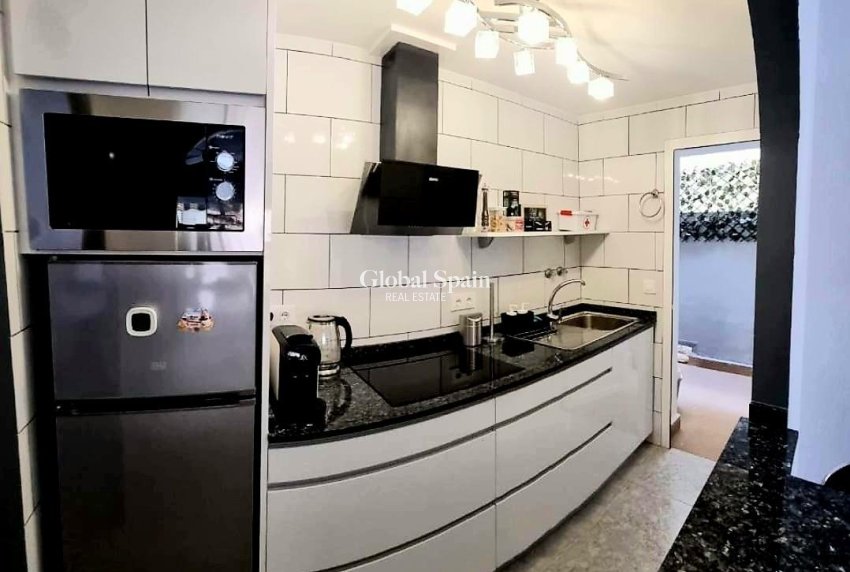 Revente - APPARTEMENT -
PUERTO DE MAZARRÓN - Paseo