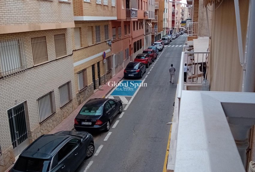 Revente - APPARTEMENT -
PUERTO DE MAZARRÓN - Paseo