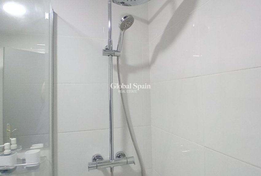 Revente - APPARTEMENT -
PUERTO DE MAZARRÓN - Paseo