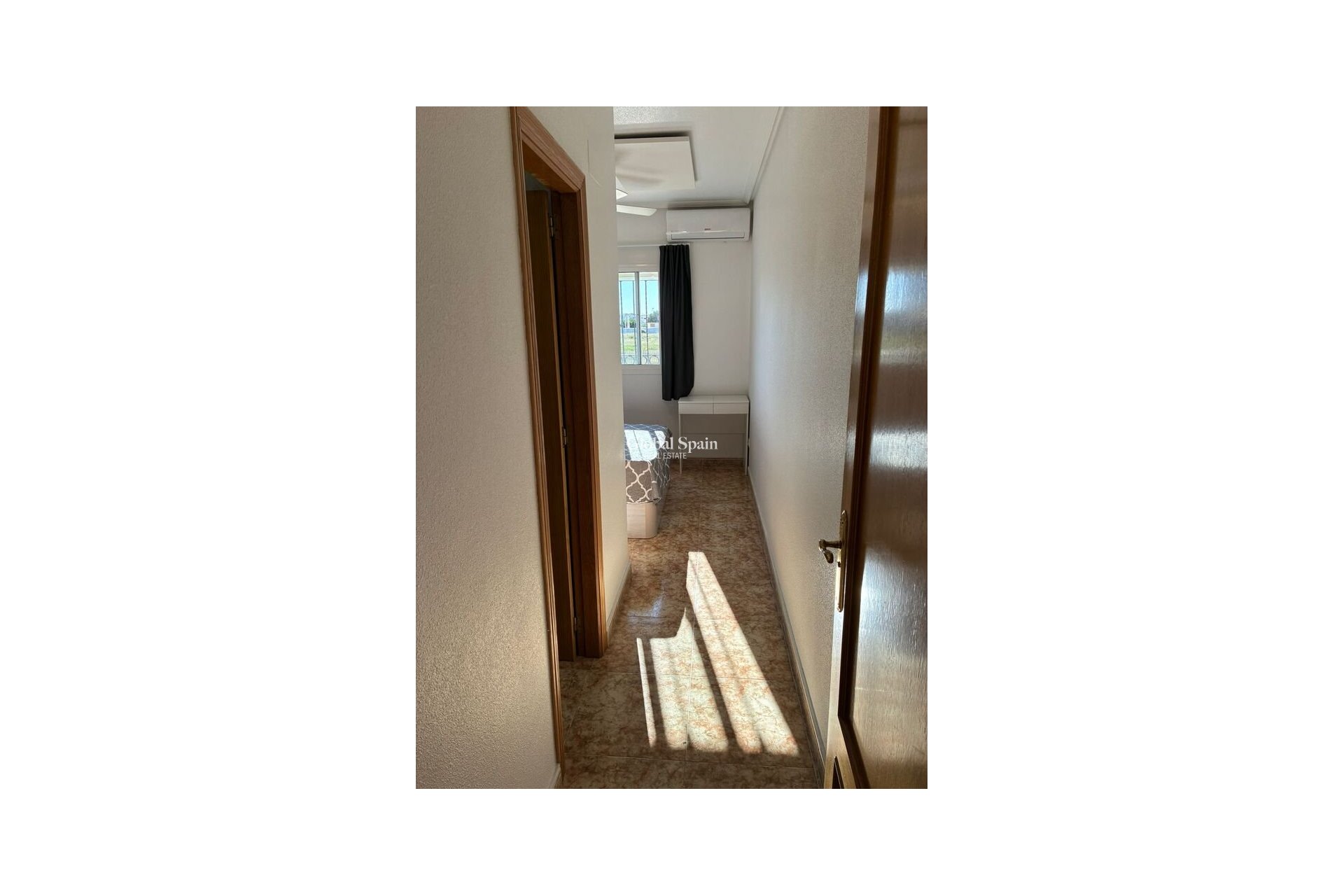 Revente - APPARTEMENT -
PUNTA PRIMA - Costa Blanca