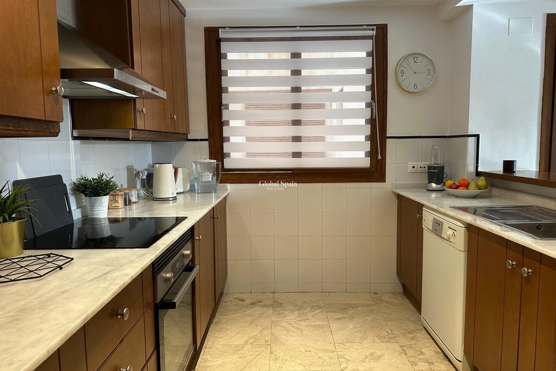 Revente - APPARTEMENT -
PUNTA PRIMA - Costa Blanca