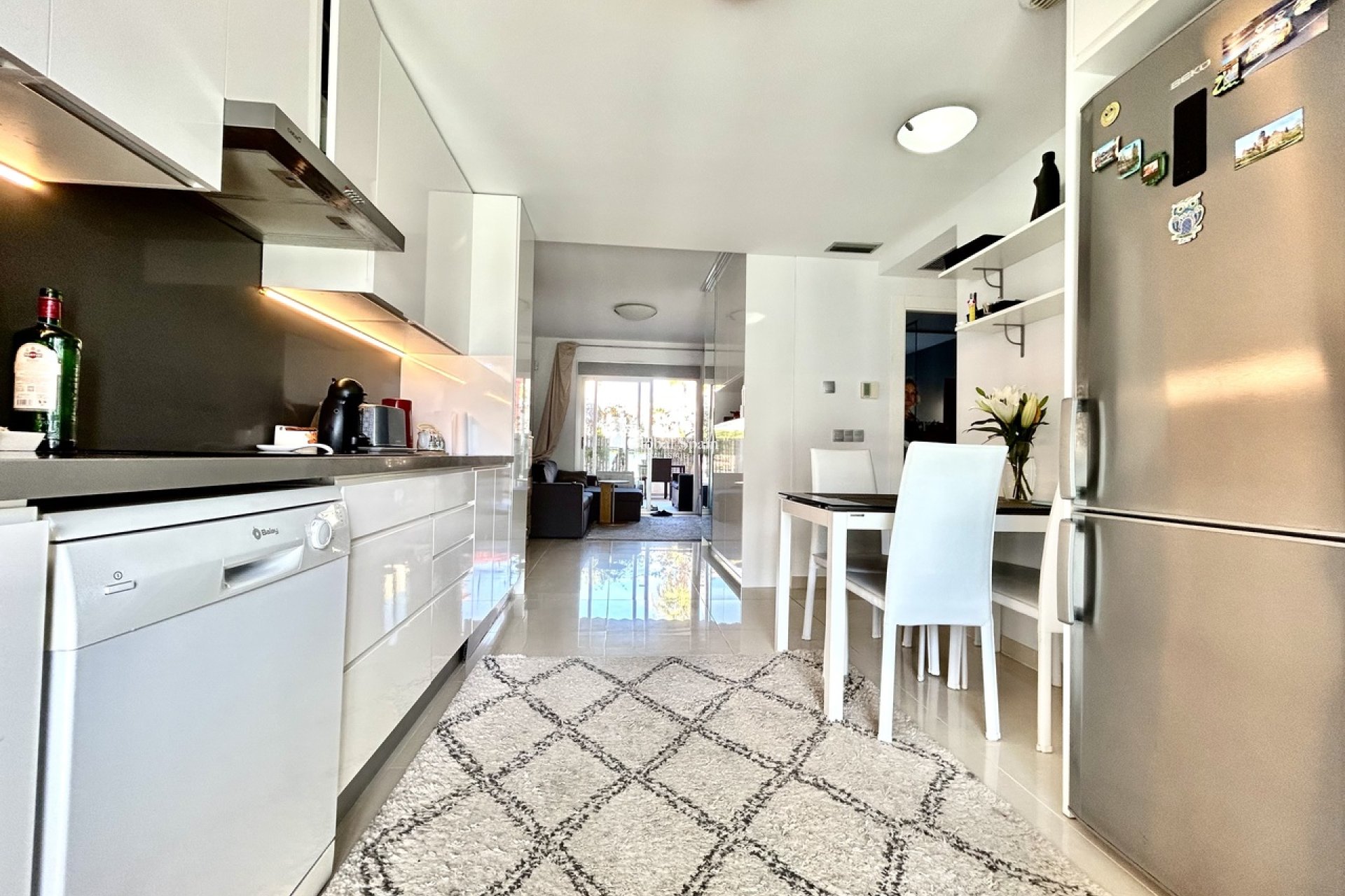 Revente - APPARTEMENT -
PUNTA PRIMA - Costa Blanca