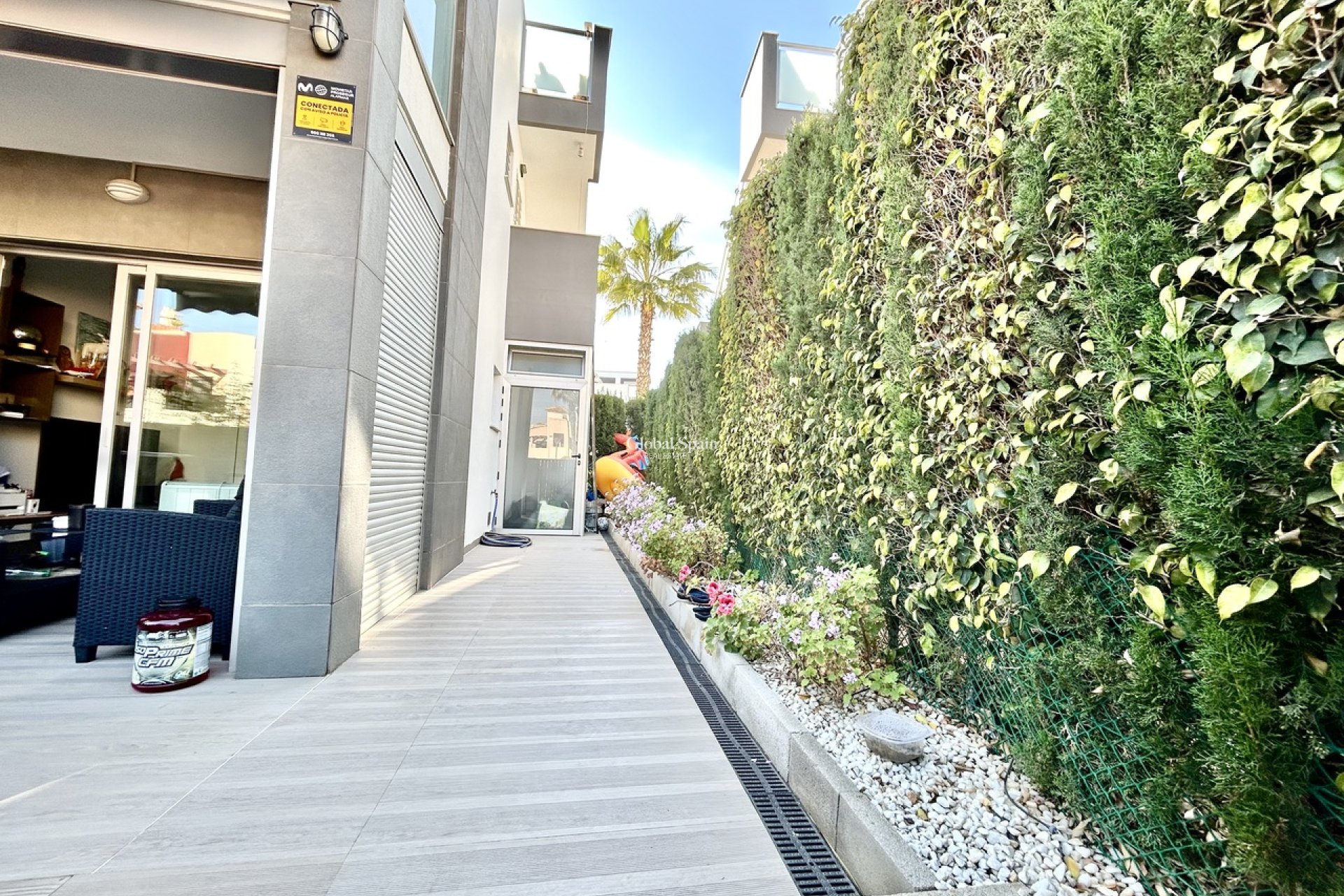 Revente - APPARTEMENT -
PUNTA PRIMA - Costa Blanca