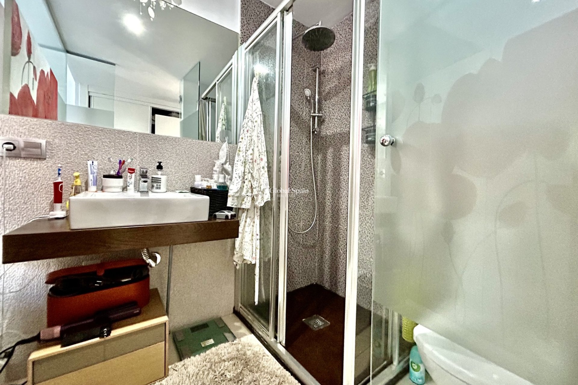 Revente - APPARTEMENT -
PUNTA PRIMA - Costa Blanca