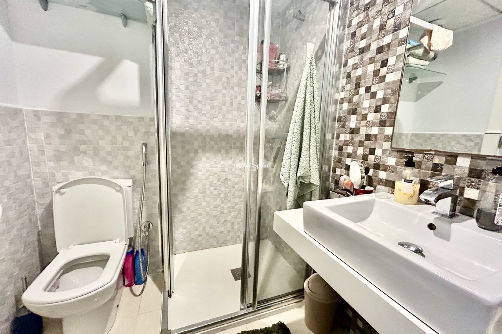 Revente - APPARTEMENT -
PUNTA PRIMA - Costa Blanca