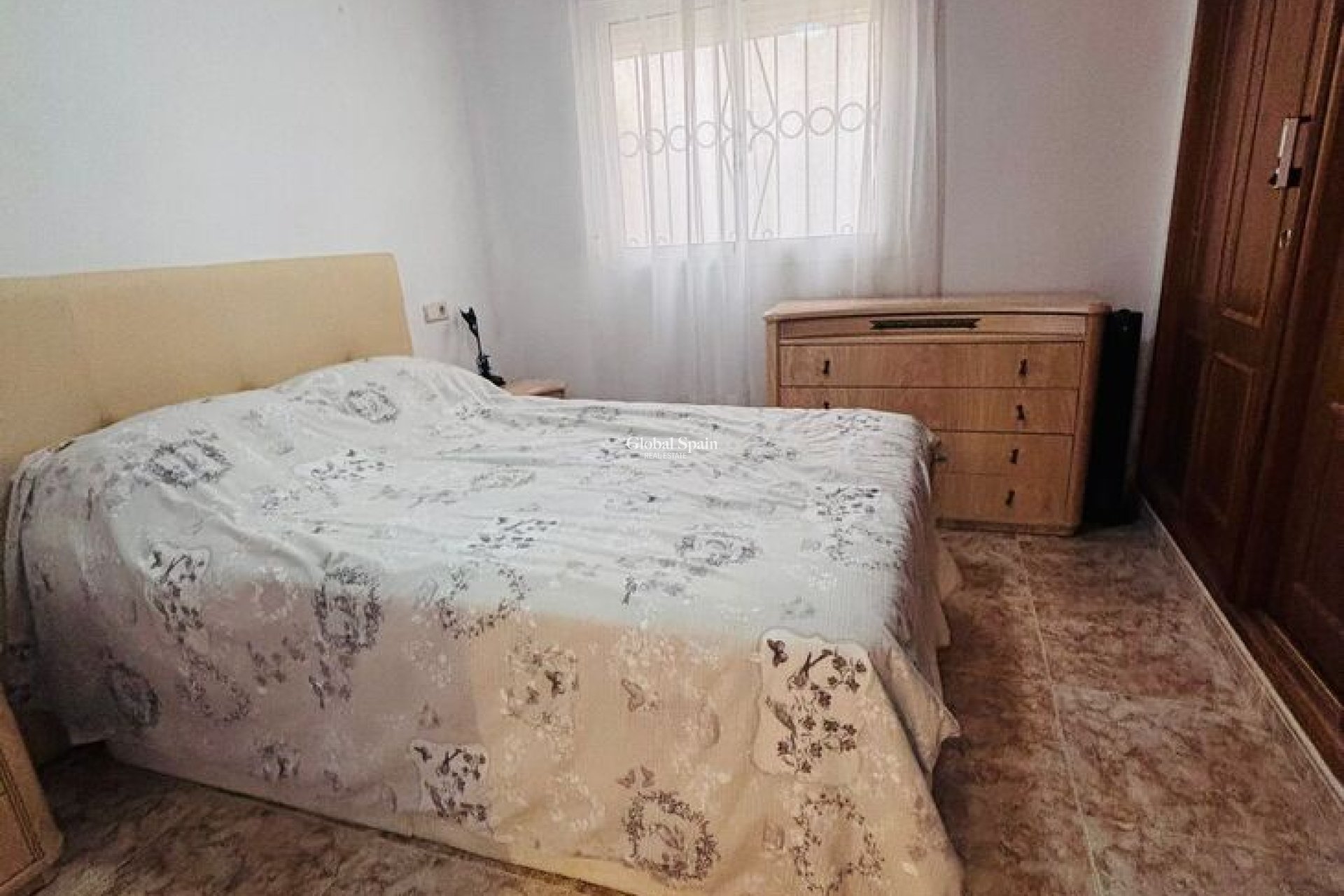 Revente - APPARTEMENT -
PUNTA PRIMA - Costa Blanca