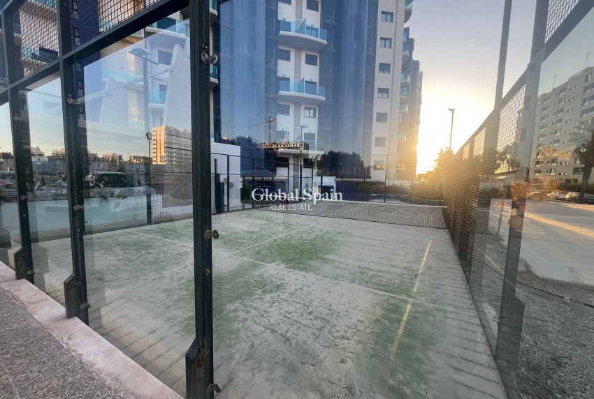 Revente - APPARTEMENT -
PUNTA PRIMA - Costa Blanca