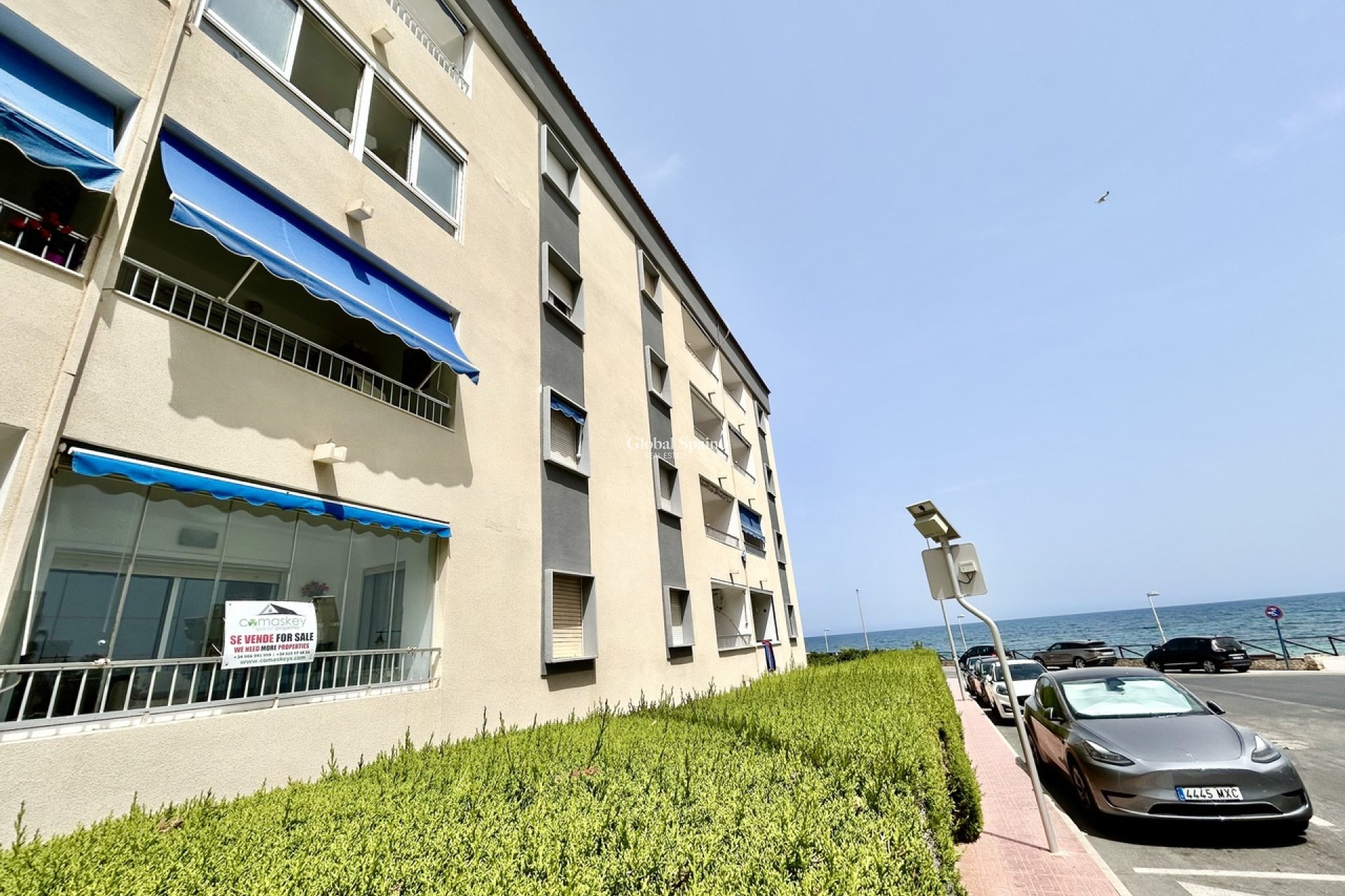 Revente - APPARTEMENT -
PUNTA PRIMA - Costa Blanca