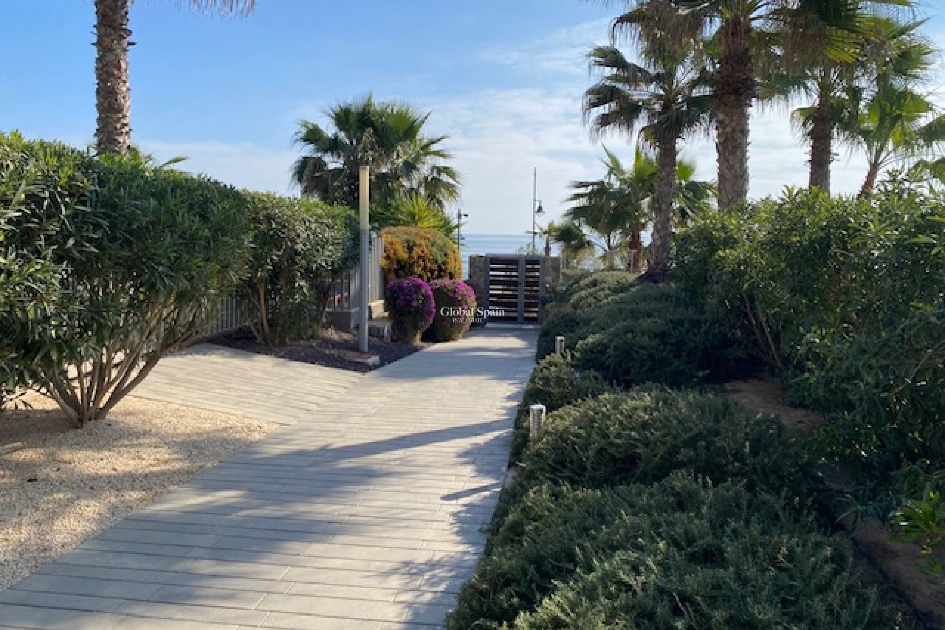 Revente - APPARTEMENT -
PUNTA PRIMA - Panorama Park