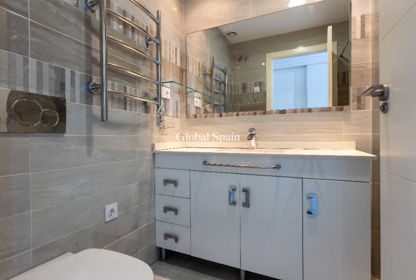 Revente - Appartement -
PUNTA PRIMA - Sea Senses