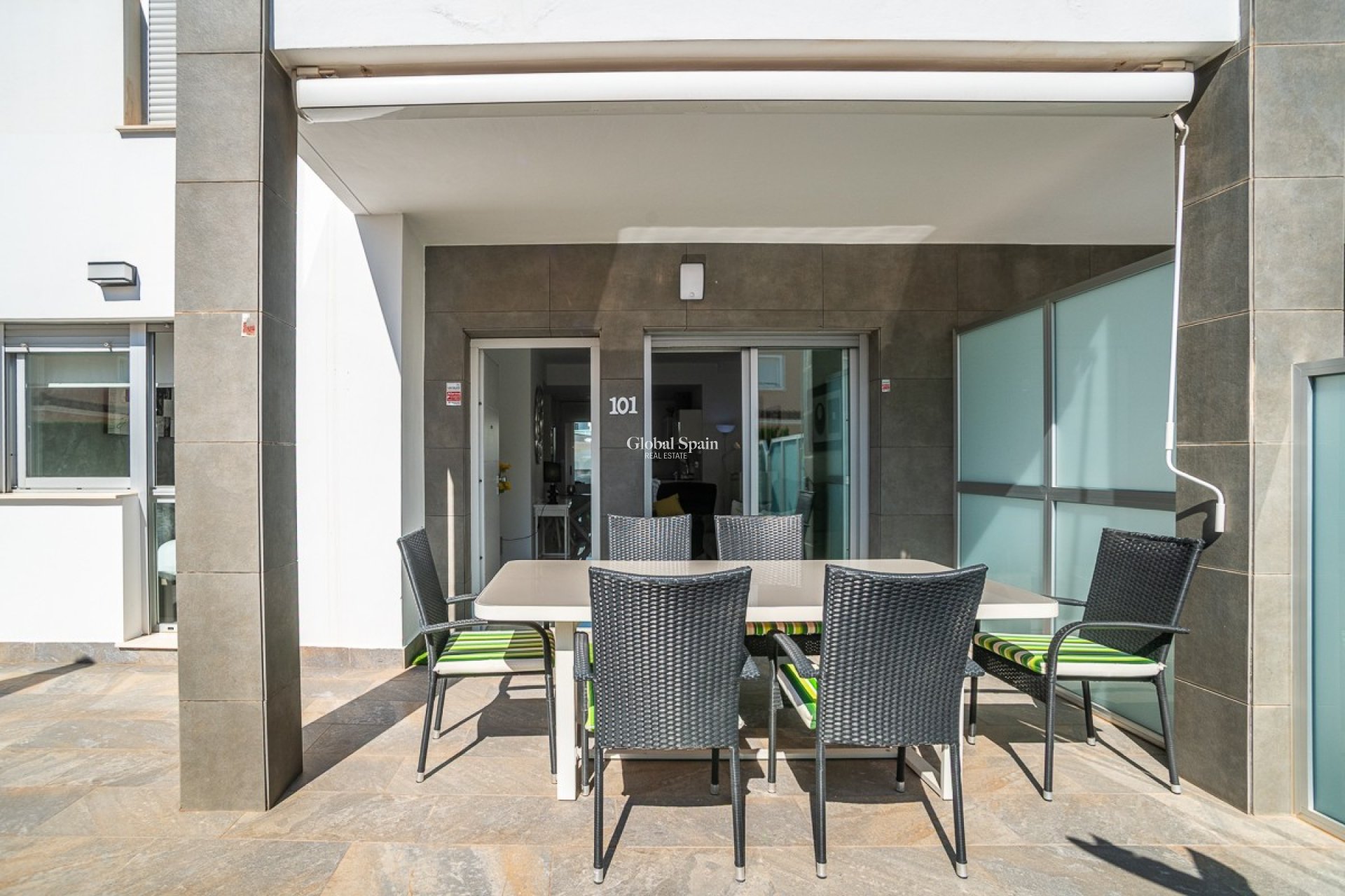 Revente - Appartement -
PUNTA PRIMA