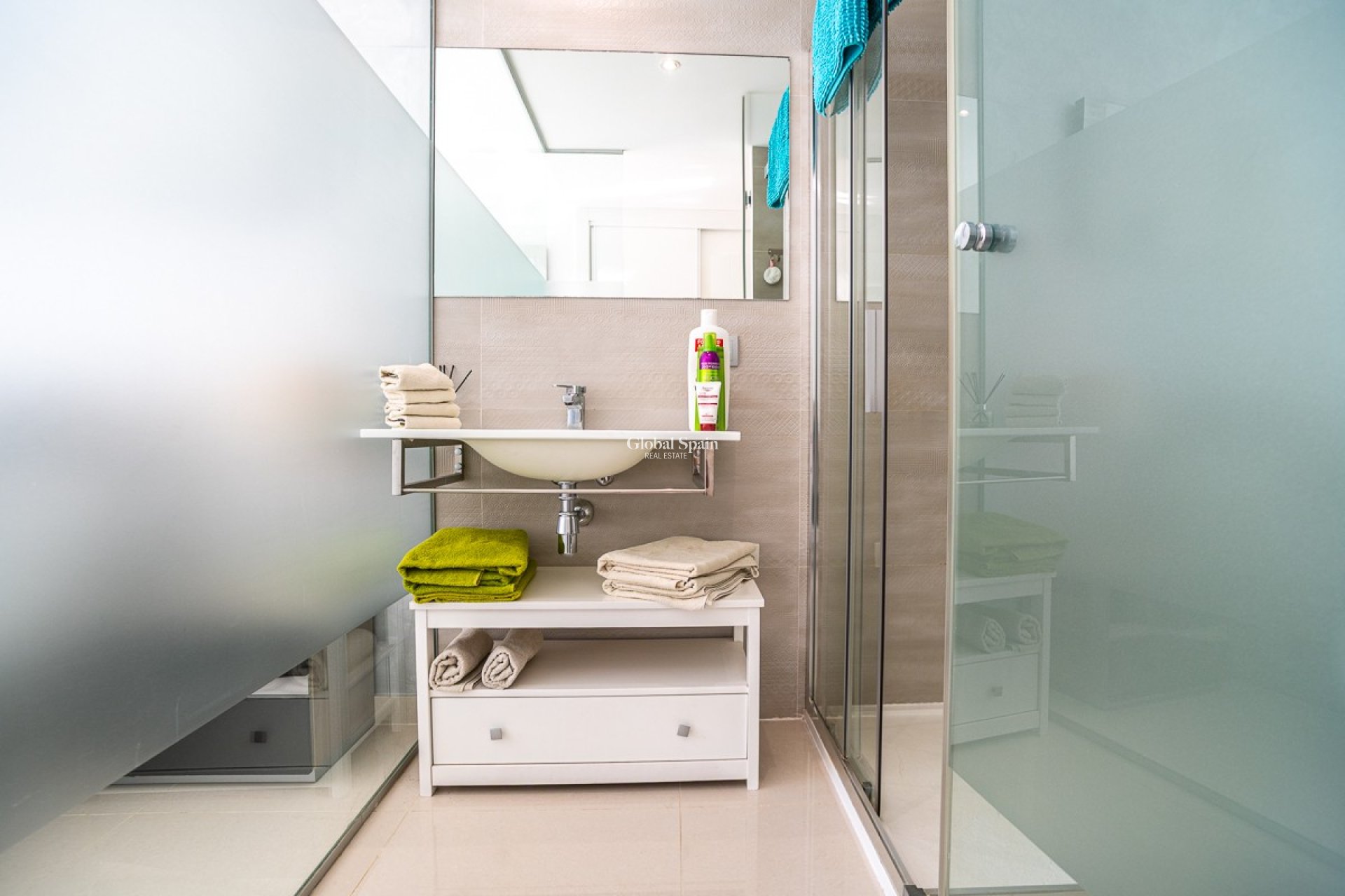 Revente - Appartement -
PUNTA PRIMA