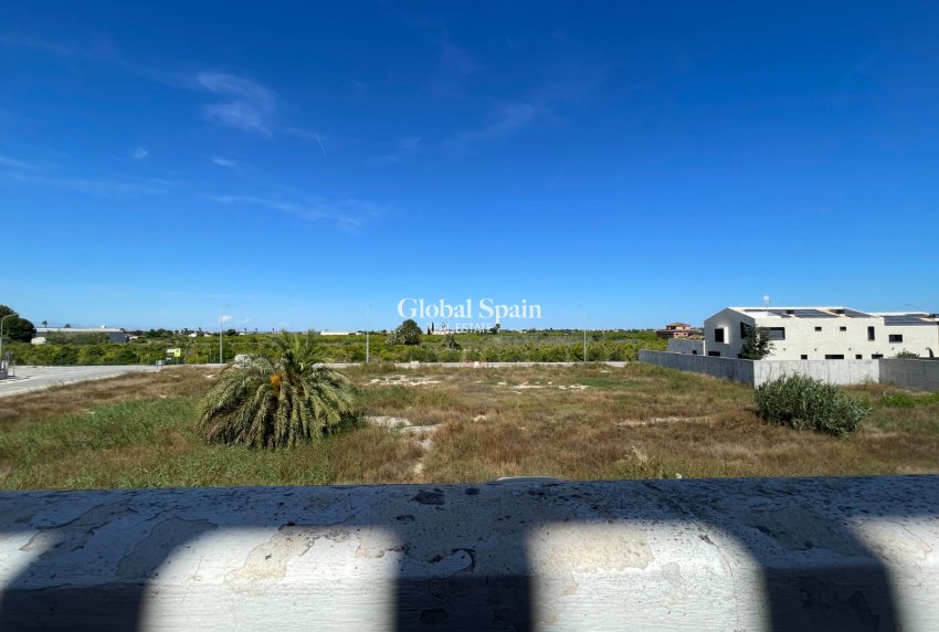 Revente - APPARTEMENT -
RAFAL - Rafal