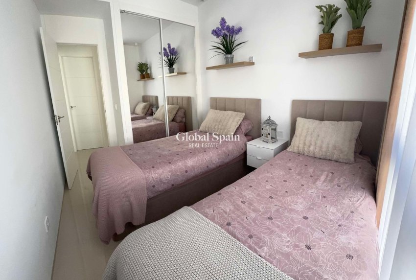 Revente - APPARTEMENT -
ROJALES - Cuidad Quesada