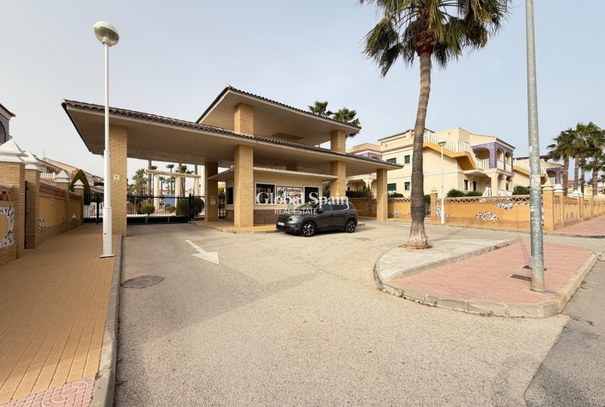 Revente - APPARTEMENT -
ROJALES - Doña Pepa