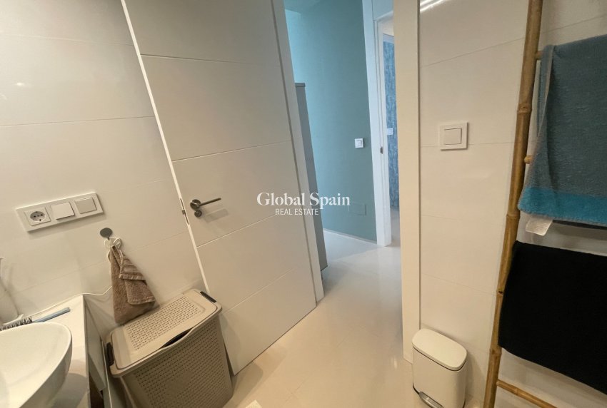 Revente - APPARTEMENT -
ROJALES - Inland