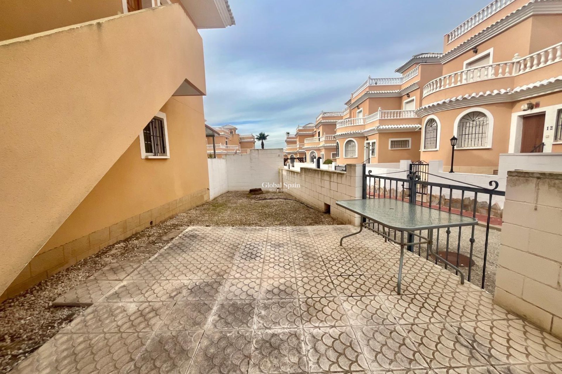 Revente - APPARTEMENT -
SAN FULGENCIO - LA MARINA