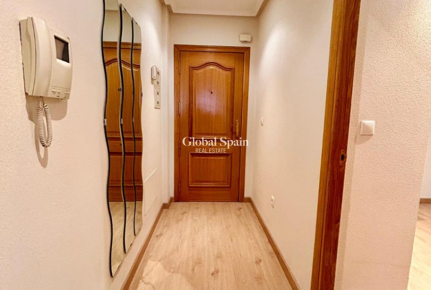 Revente - APPARTEMENT -
San Isidro - Inland