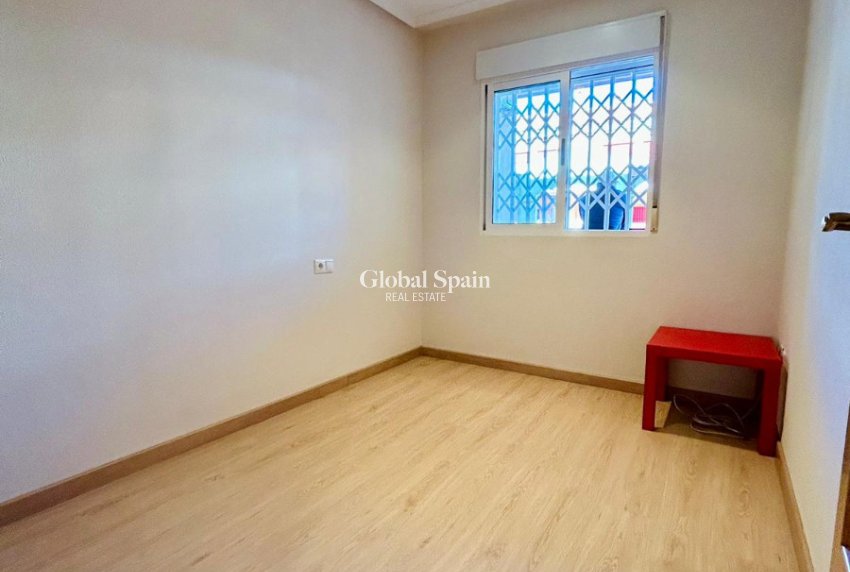Revente - APPARTEMENT -
San Isidro - Inland