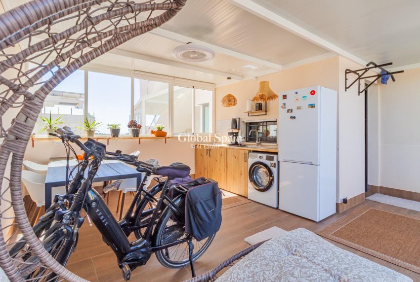 Revente - APPARTEMENT -
SAN MIGUEL DE SALINAS - Bellavista