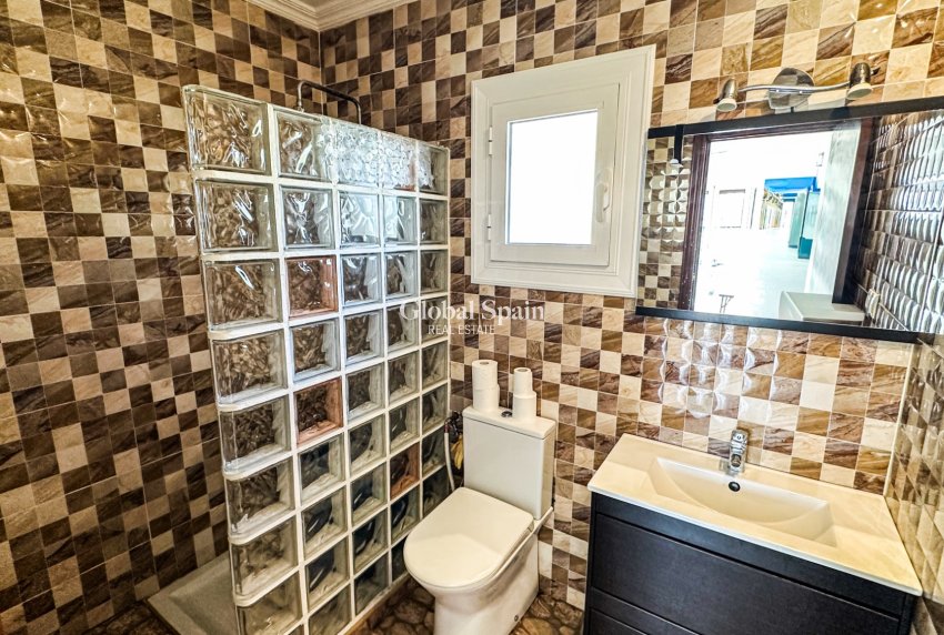 Revente - APPARTEMENT -
SAN MIGUEL DE SALINAS - Bellavista