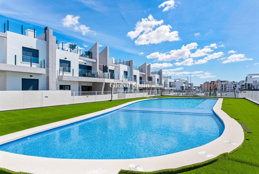 Revente - APPARTEMENT -
SAN MIGUEL DE SALINAS - Costa Blanca South